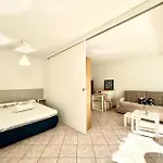 Port Vincent - 2 Pieces Avec Piscine Et Stationnement Mae-7933