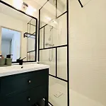 Apartamento Port Vincent - 2 Pieces Avec Piscine Et Stationnement Mae-7933 *